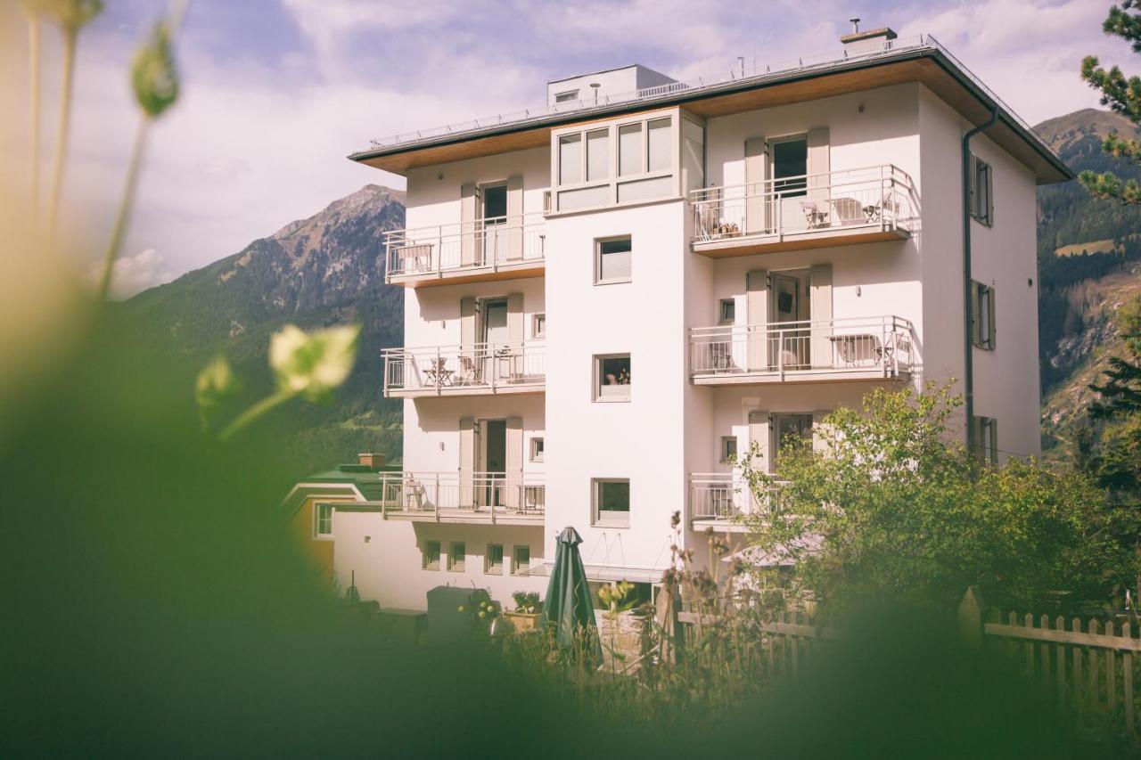 Hotel Nefer, Haus à Bad Gastein Extérieur photo